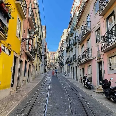 Bica Cozy Apartment Lisbon